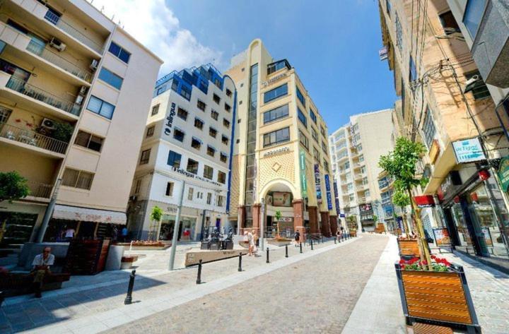 Modern 2Br Apartment In Central St Julian'S Saint Julian's Exterior photo